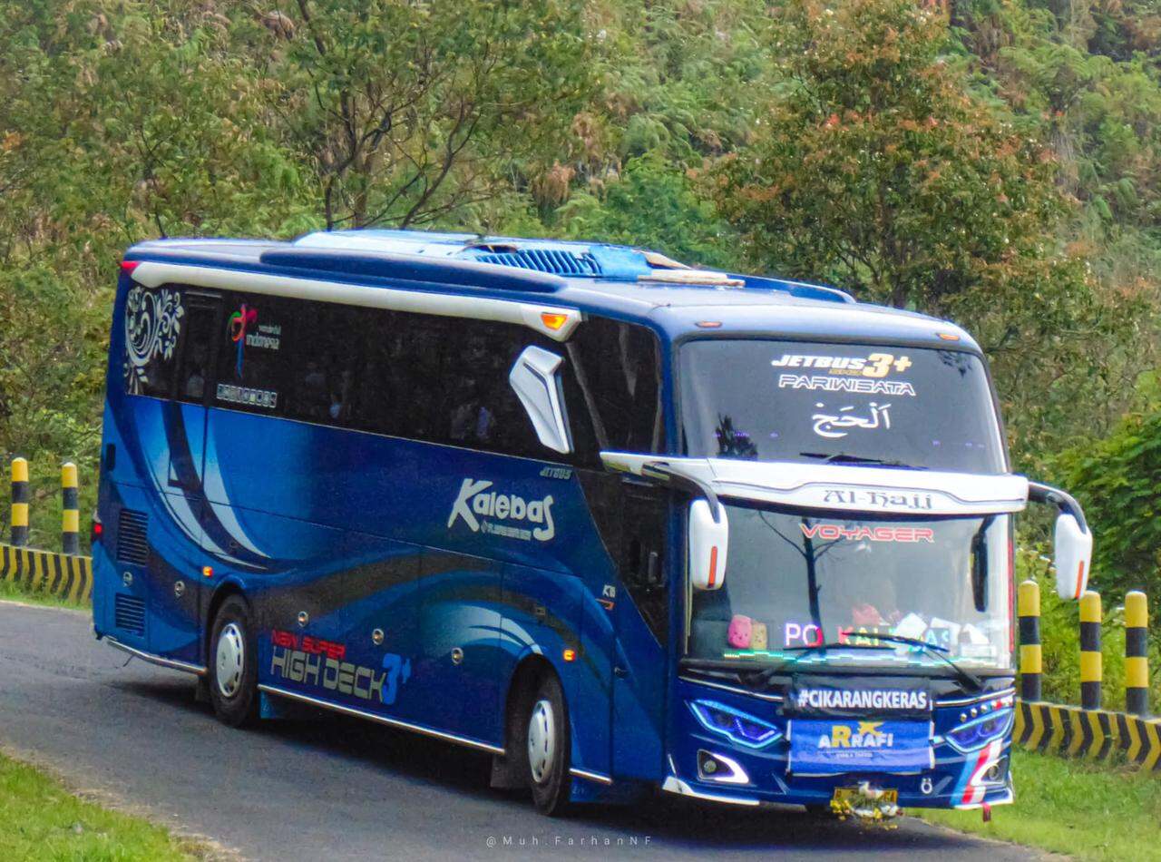 Sewa Bus Pariwisata Arimbi Jaya Agung Tangerang